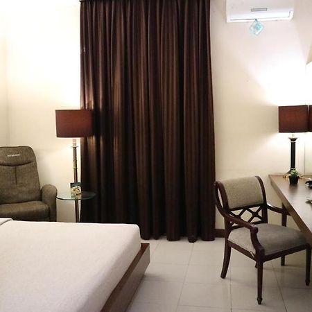 Excellent Seven Boutique Hotel Bandung Ngoại thất bức ảnh