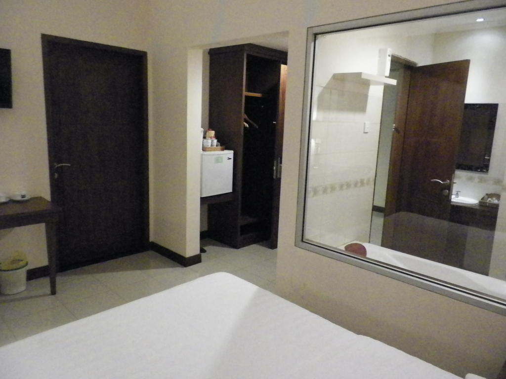 Excellent Seven Boutique Hotel Bandung Phòng bức ảnh