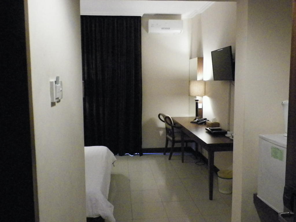 Excellent Seven Boutique Hotel Bandung Phòng bức ảnh