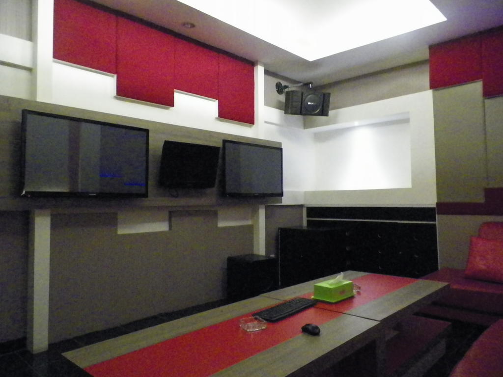 Excellent Seven Boutique Hotel Bandung Ngoại thất bức ảnh